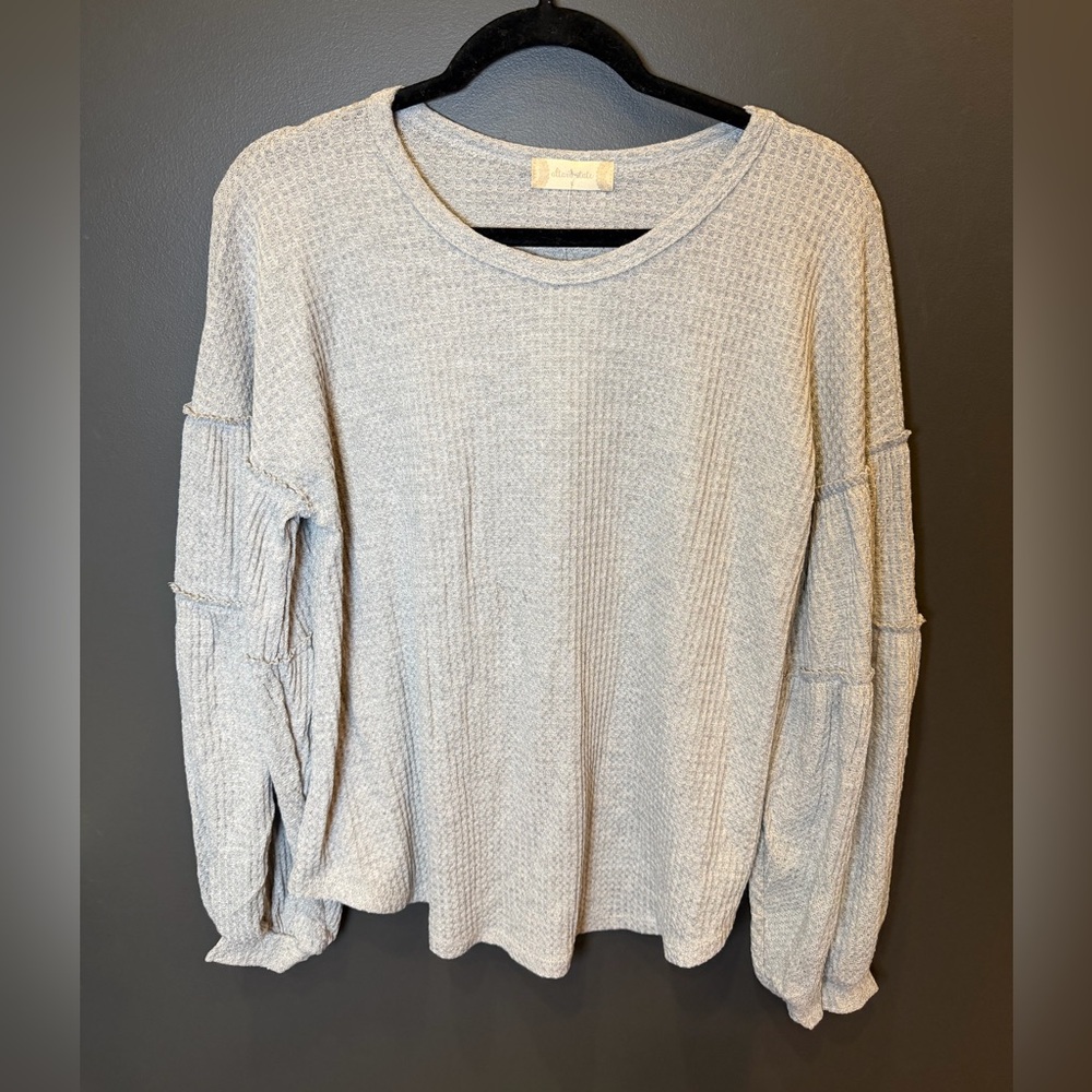 Altar’d State Waffle Knit Top NWT Gray Long Sleeve Boho Tiered Sleeve